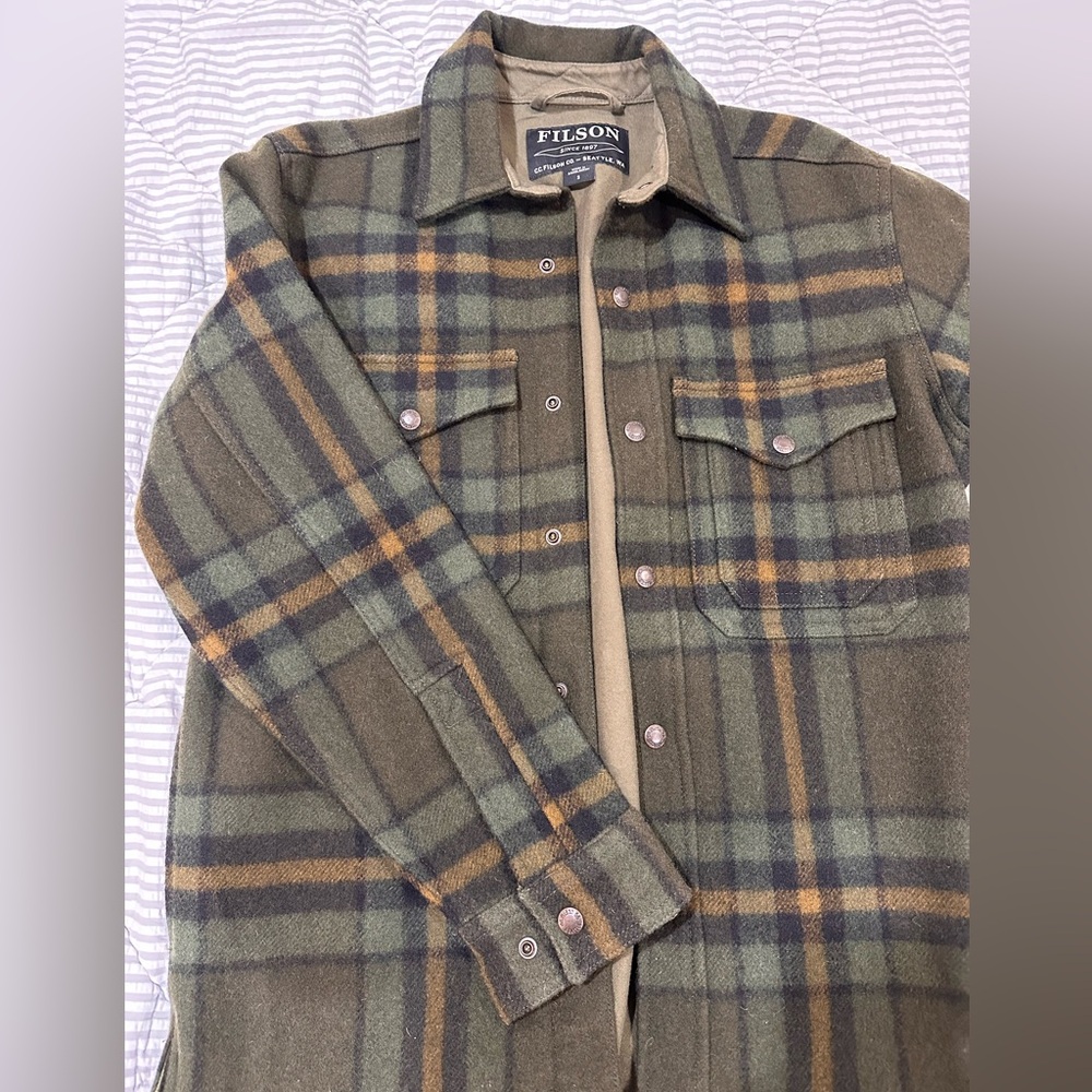 Filson Jacket (size S)